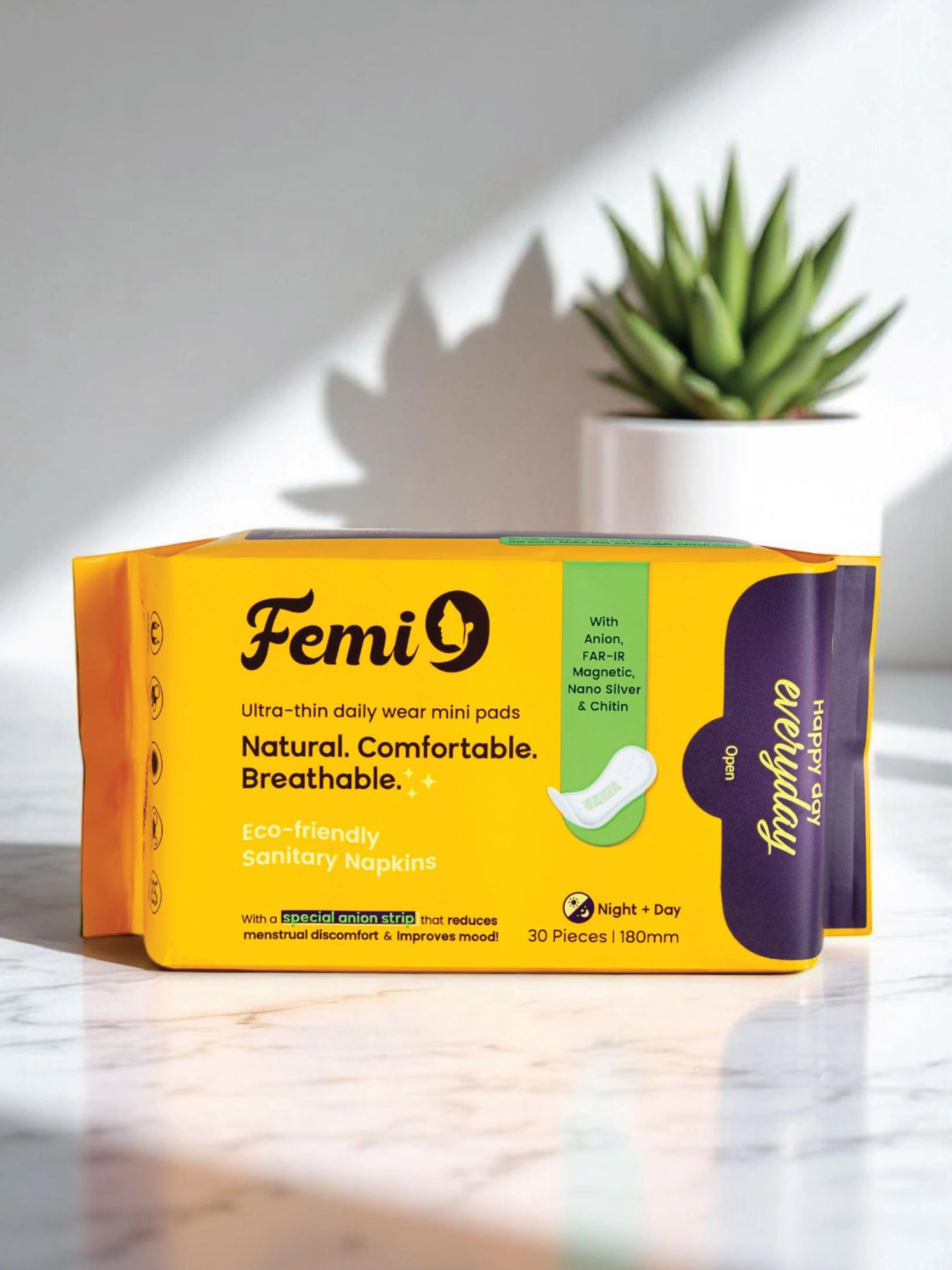 Femi9 Anion Pantyliner | 180mm | 30 pads - Everyday